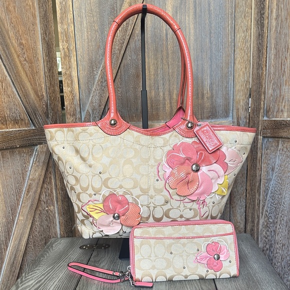 Coach Handbags - Coach Signature C Bleeker Floral Patent Leather Appliqué Tote & Wallet